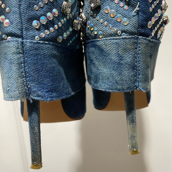 AZALEA WANG ( LEAVE IT ALL BEHIND STILETTO BOOTIE) Sold out Online!! - Picture 12 of 12